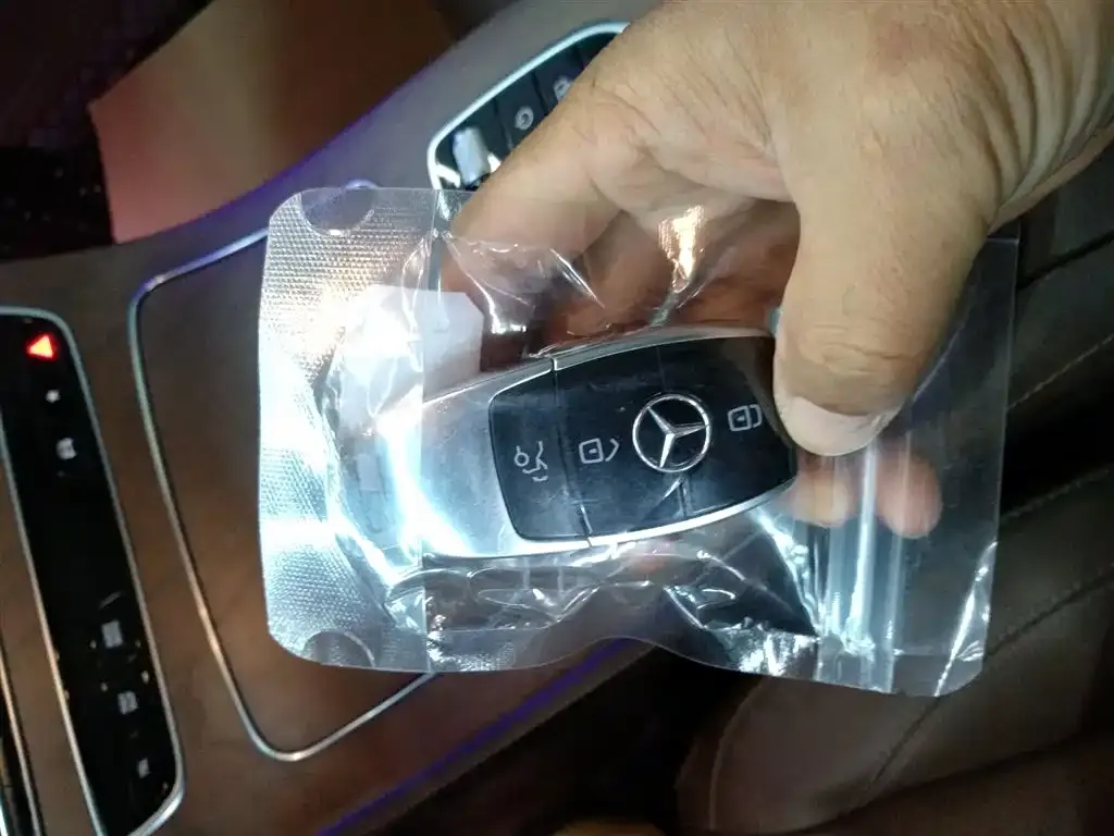 Mercedes-Benz E-Class 2023 из CN, фото 9