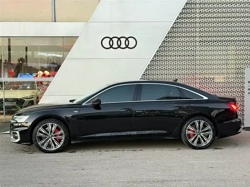 Audi A6L 2024 из CN, фото 3