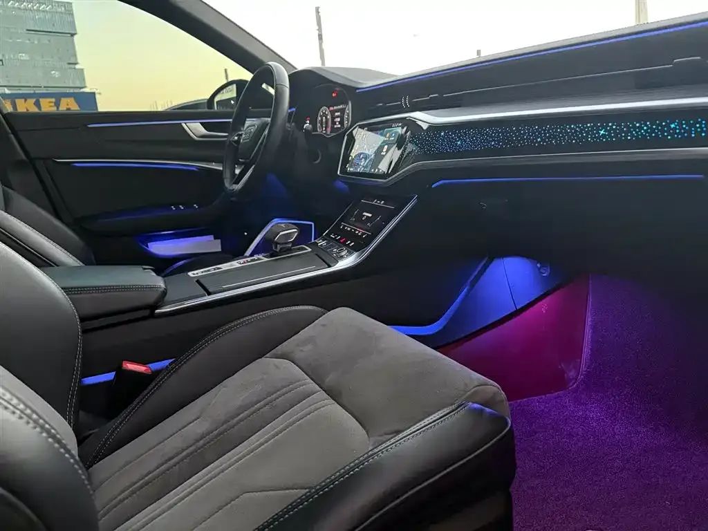Audi A6L 2024 из CN, фото 7