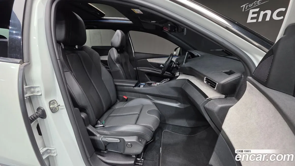 Peugeot 3008 2022 из KR, фото 10