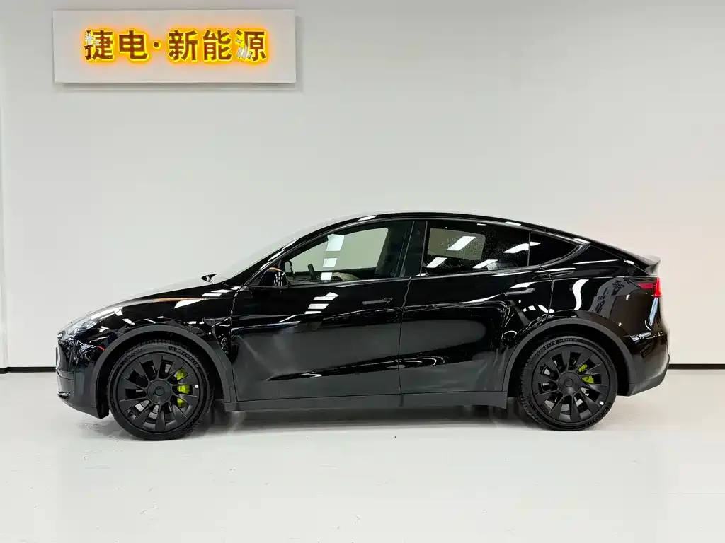 Tesla Model Y 2022 из CN, фото 2