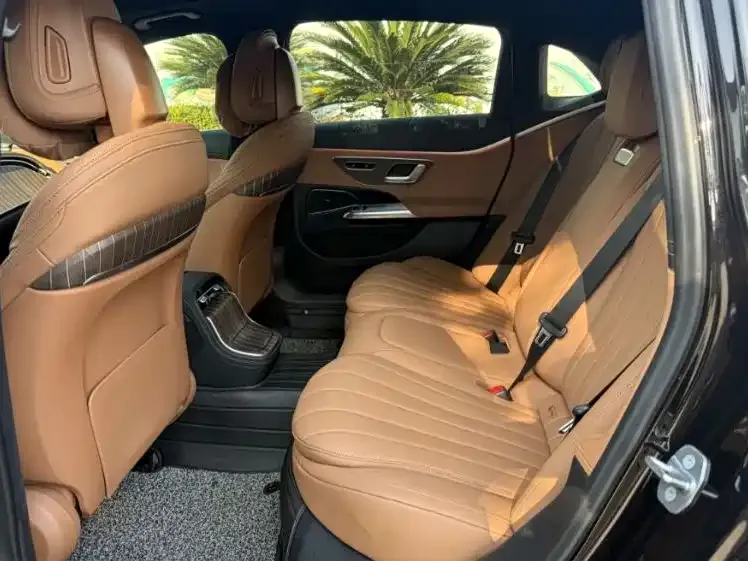 Mercedes-Benz E-Class 2024 из CN, фото 5