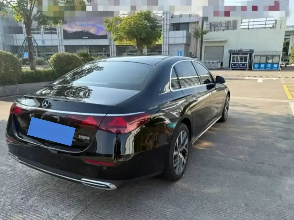 Mercedes-Benz E-Class 2024 из CN, фото 8