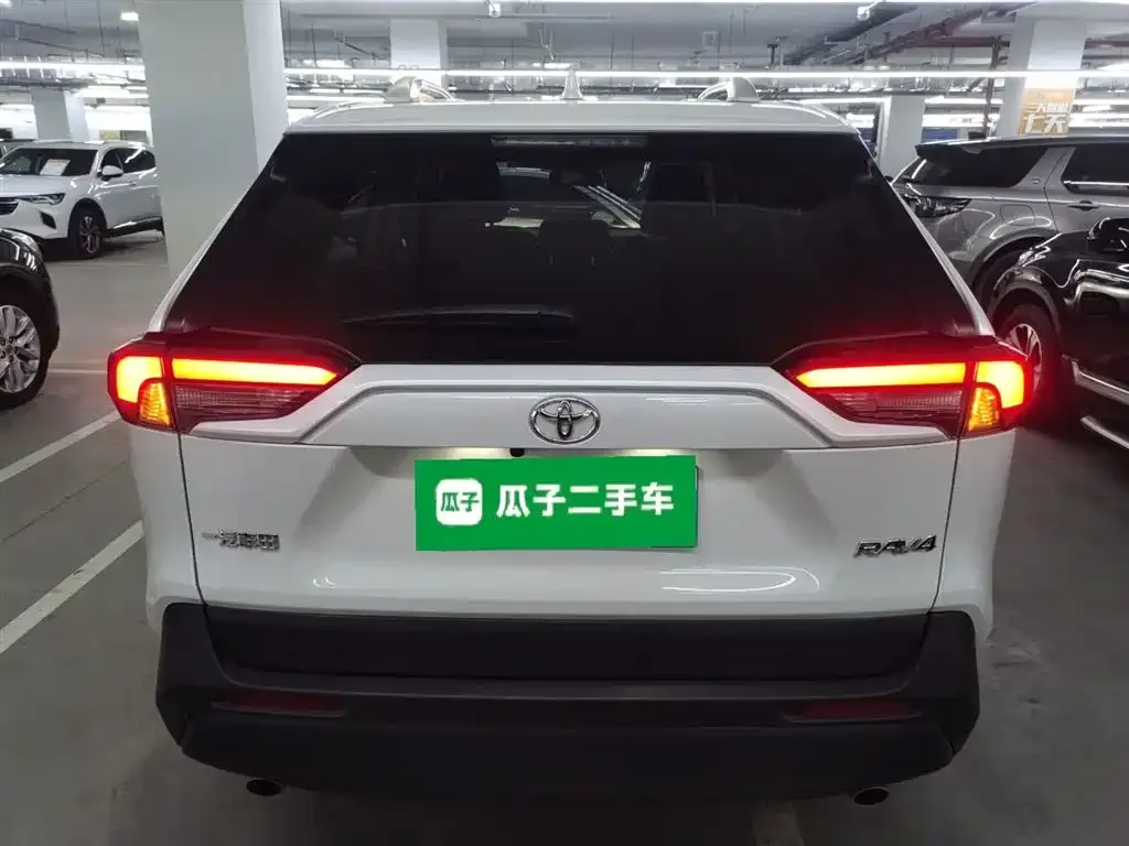 Toyota RAV4 2022 из CN, фото 6