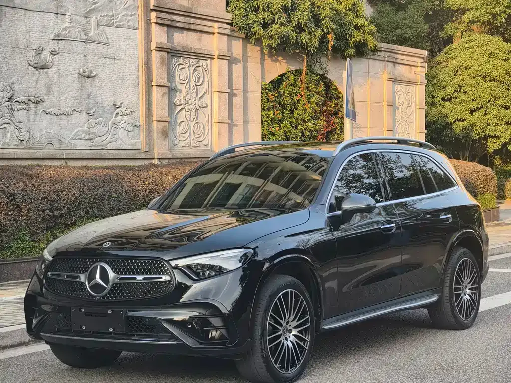 Mercedes-Benz GLC — фото 1