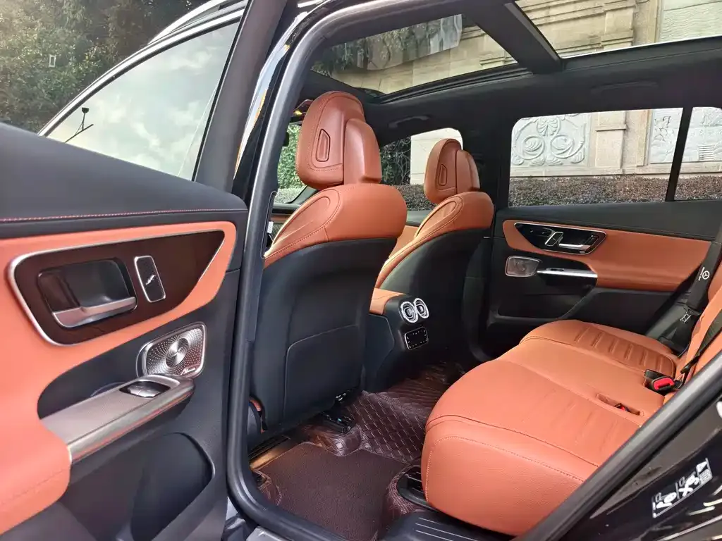 Mercedes-Benz GLC — фото 10