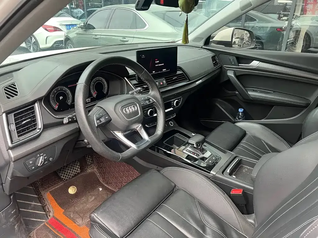 Audi Q5L 2022 из CN, фото 6