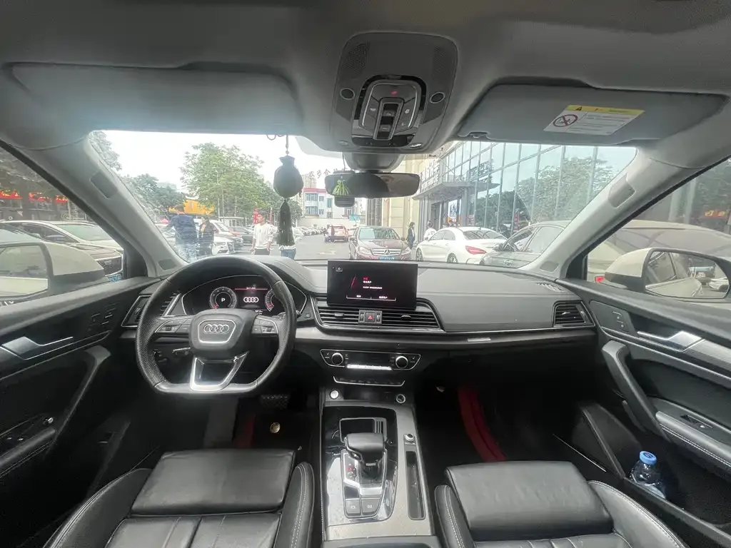Audi Q5L 2022 из CN, фото 8
