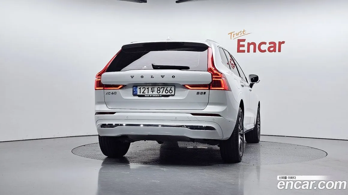 Volvo XC60 2022 из KR, фото 4