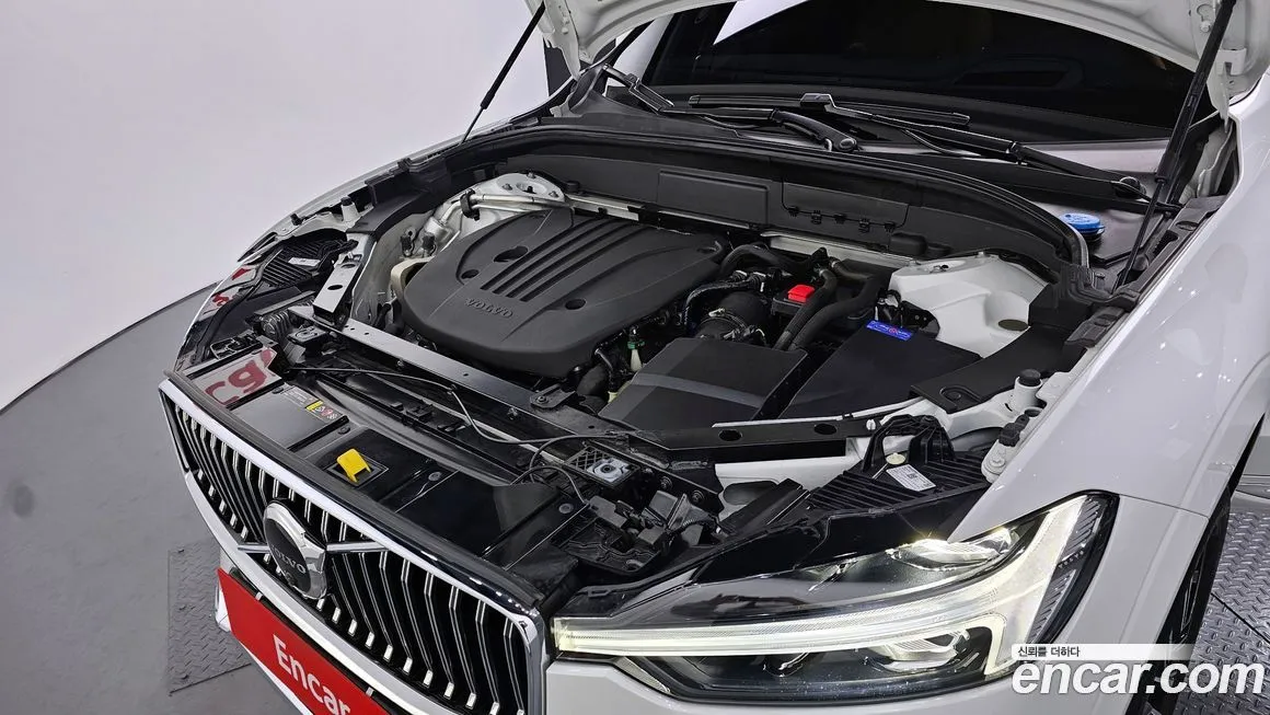 Volvo XC60 2022 из KR, фото 6