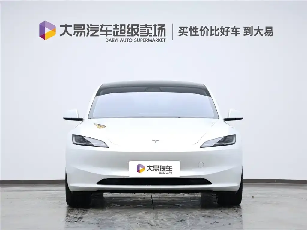 Tesla Model 3 2025 из CN, фото 2
