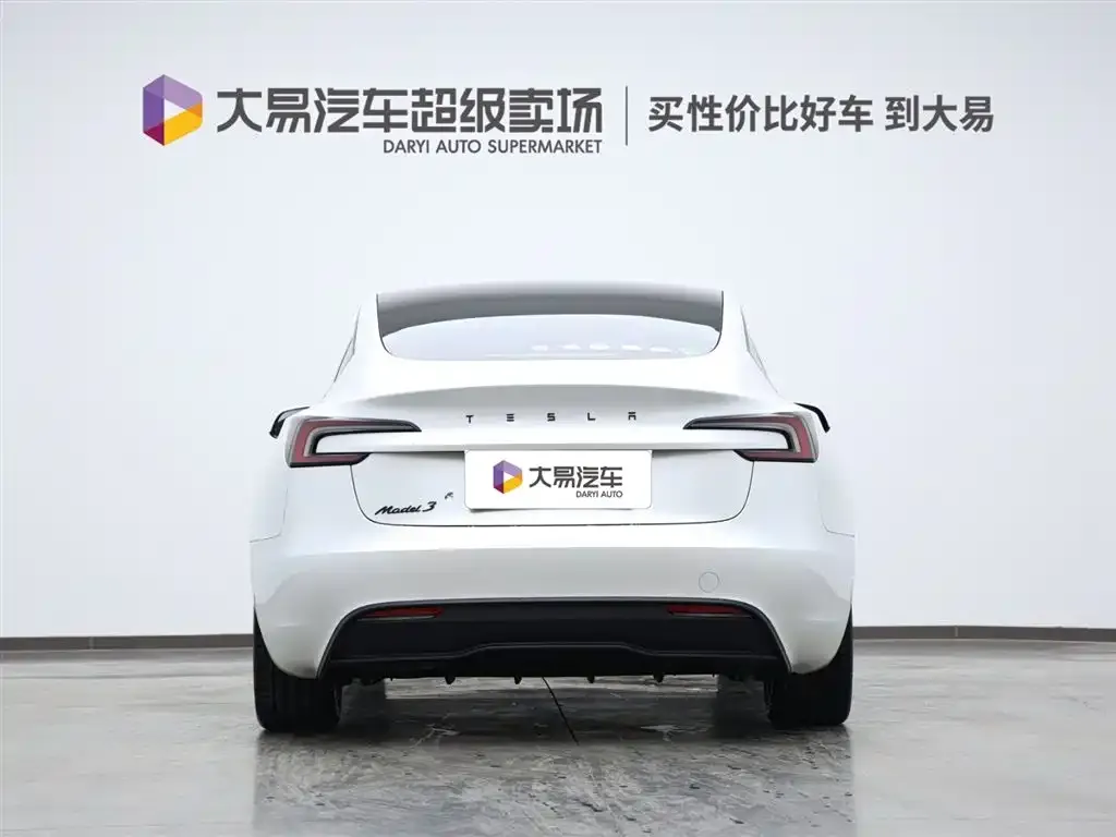 Tesla Model 3 2025 из CN, фото 4