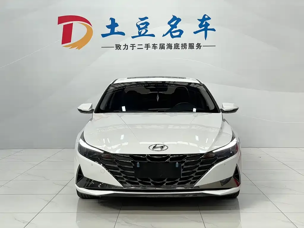 Hyundai Elantra 2022 из CN, фото 2