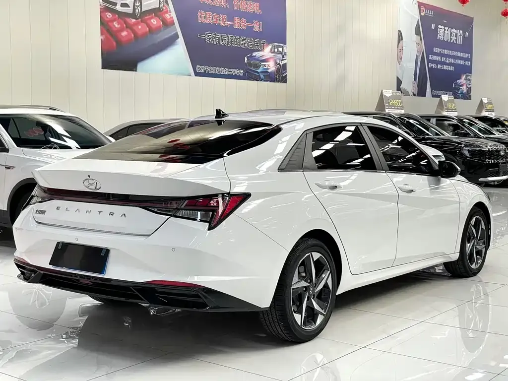 Hyundai Elantra 2022 из CN, фото 6
