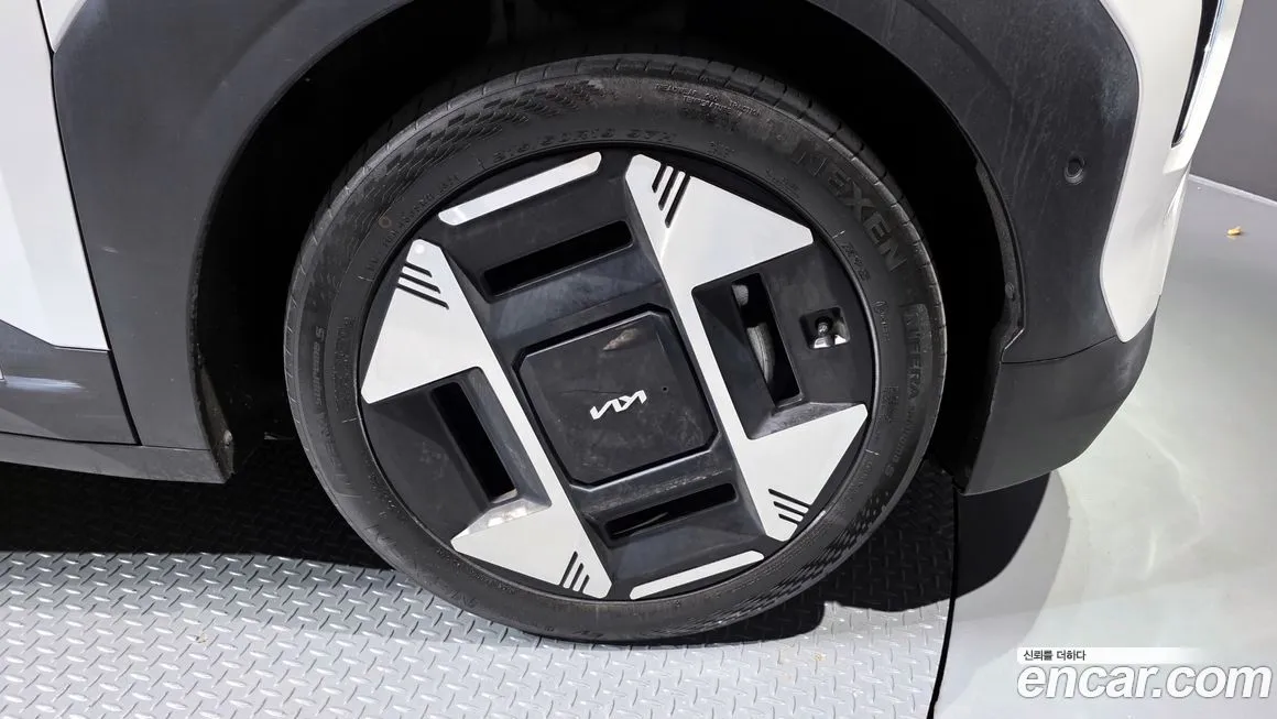 Kia EV3 — фото 5