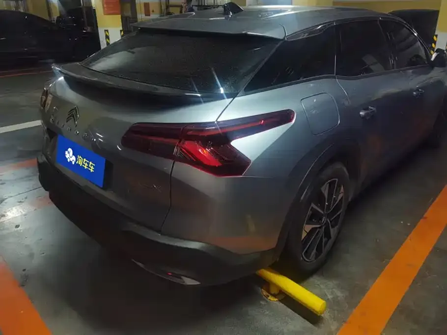 Citroen C5 X 2024 из CN, фото 3