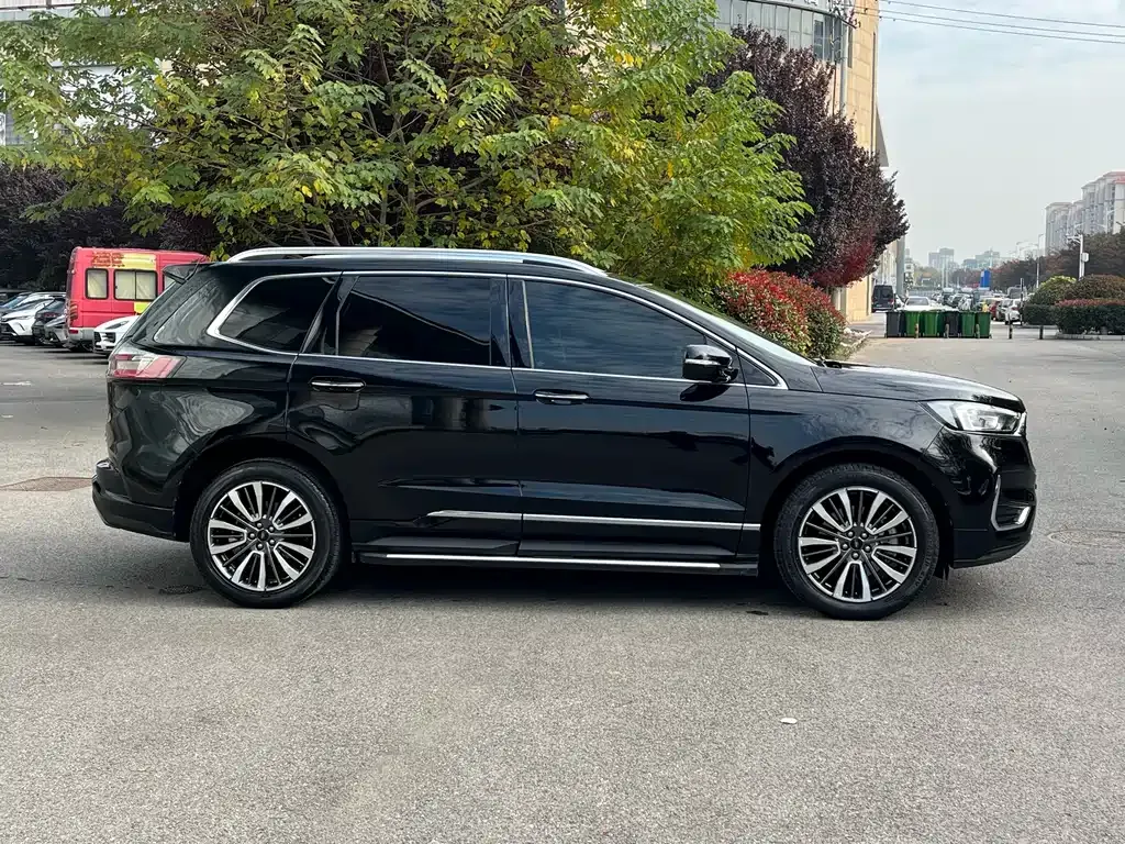 Ford Edge 2021 из CN, фото 7