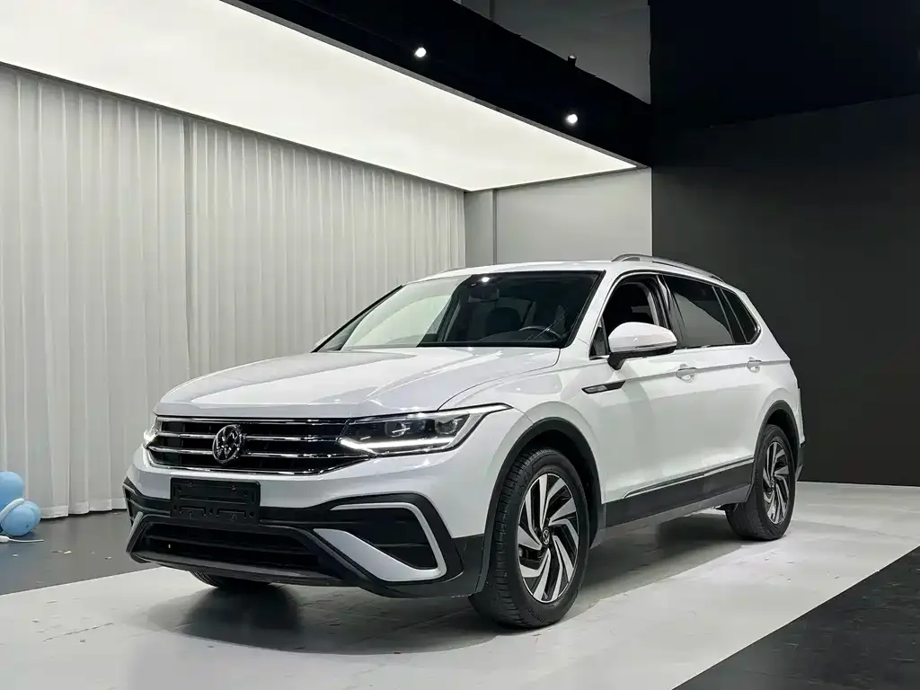 Volkswagen Tiguan L 2024 из CN, фото 1
