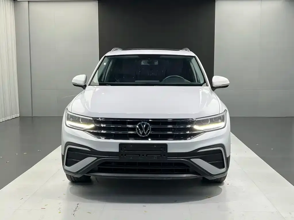Volkswagen Tiguan L 2024 из CN, фото 2