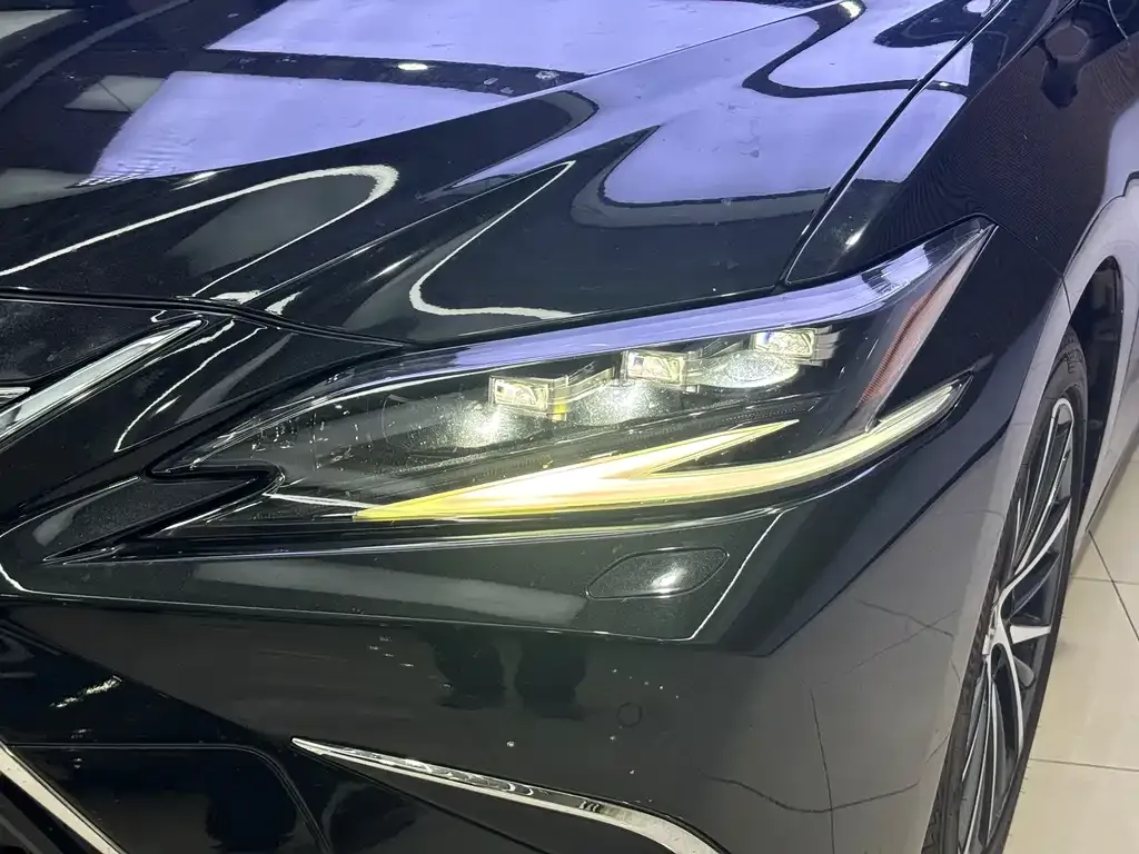 Lexus ES 2021 из CN, фото 3