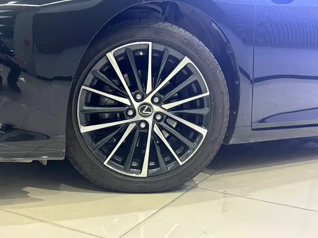 Lexus ES 2021 из CN, фото 4