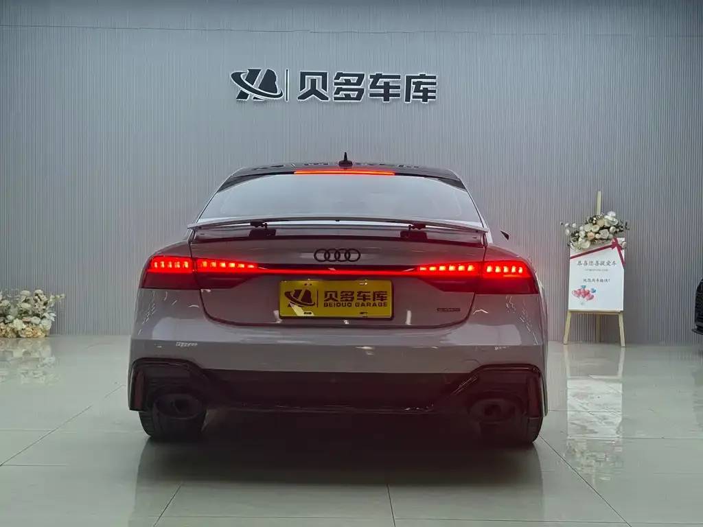 Audi A7 2023 из CN, фото 4