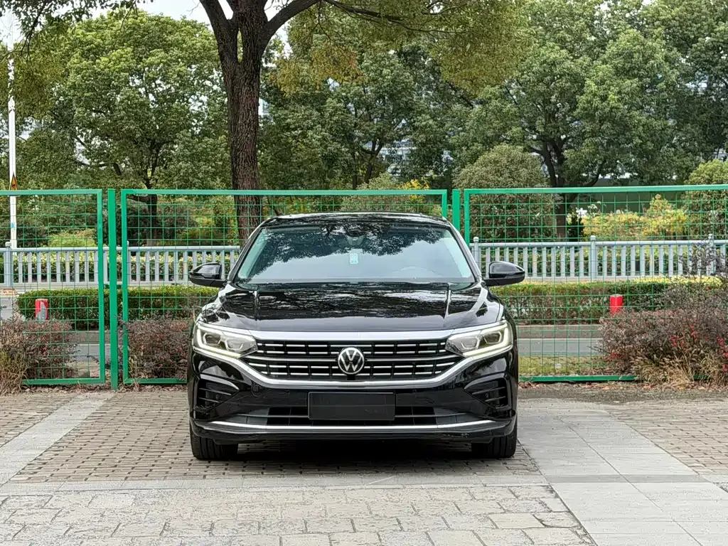Volkswagen Passat — фото 2