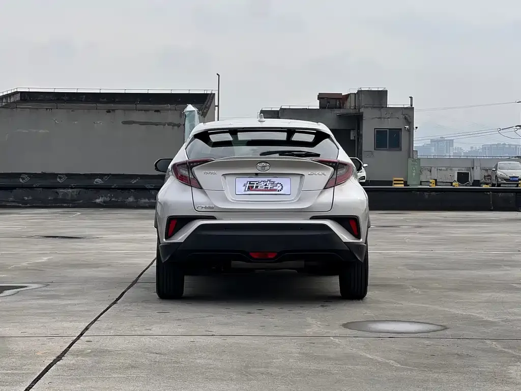 Toyota C-HR 2021 из CN, фото 4