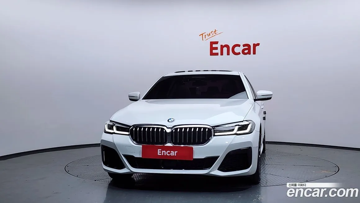 BMW 5-Series 2021 из KR, фото 3