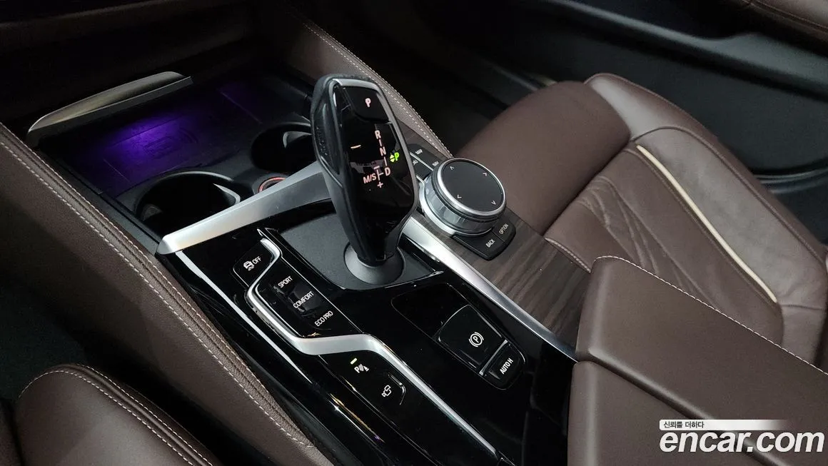 BMW 5-Series 2021 из KR, фото 9