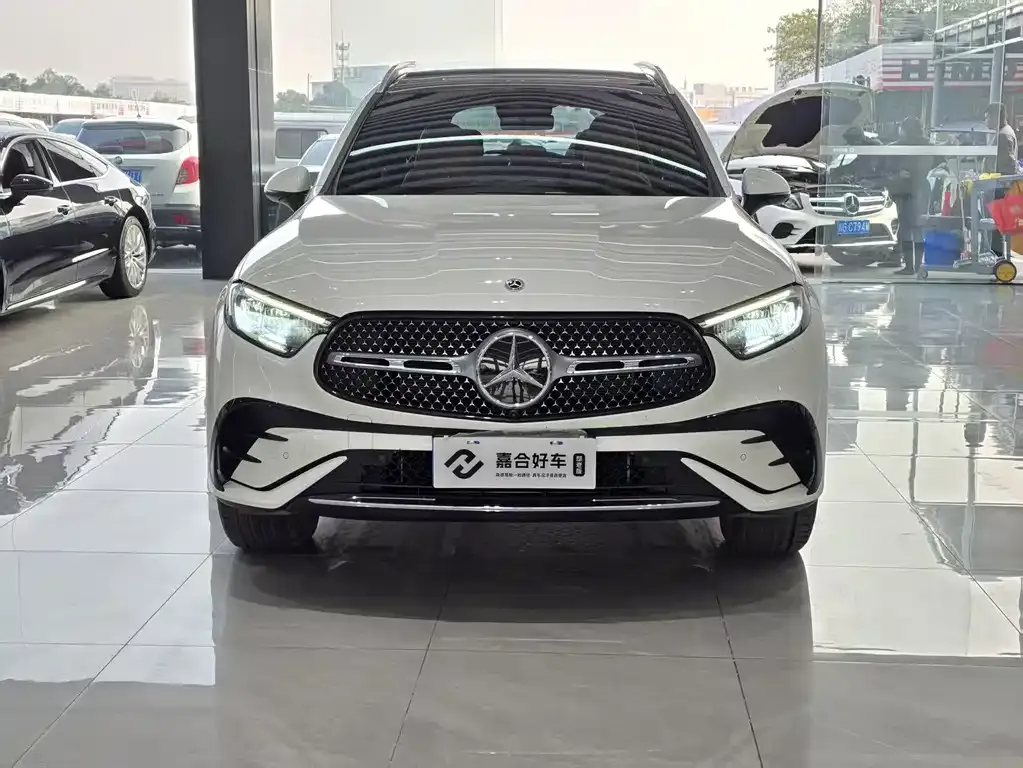 Mercedes-Benz GLC 2024 из CN, фото 2