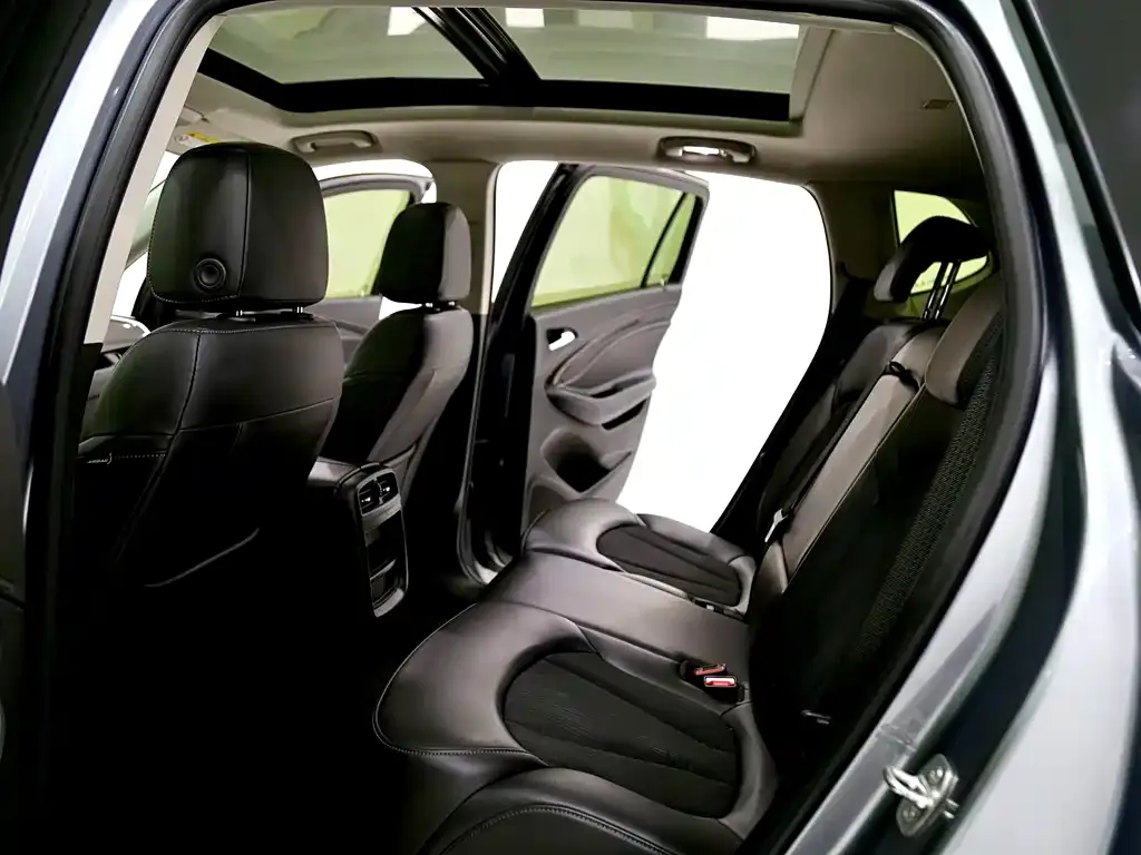 Buick Envision Plus 2021 из CN, фото 9