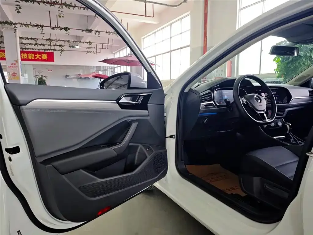 Volkswagen Sagitar 2021 из CN, фото 9
