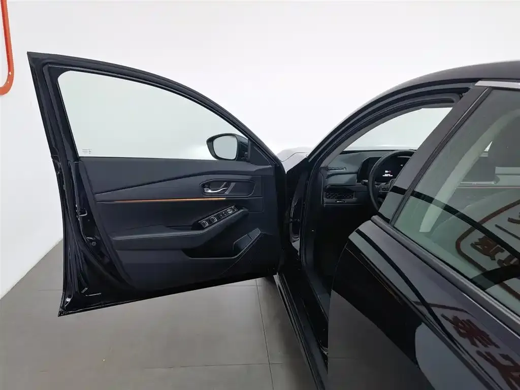 Honda Accord — фото 8