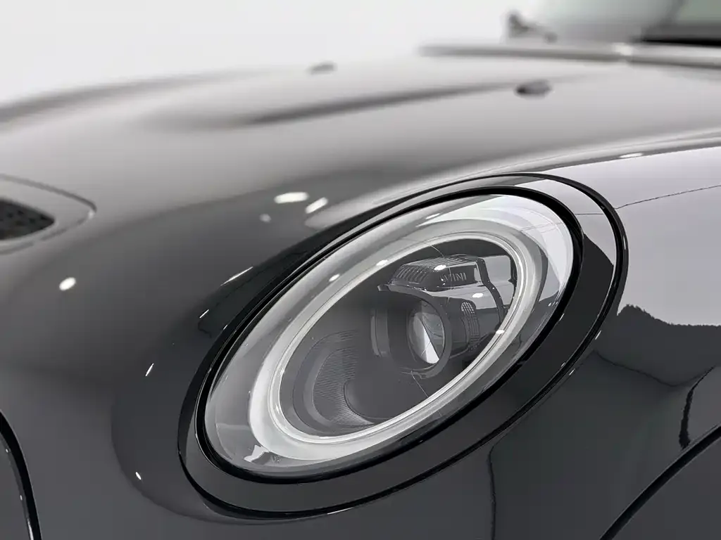 MINI Cooper (3-door) 2023 из CN, фото 6