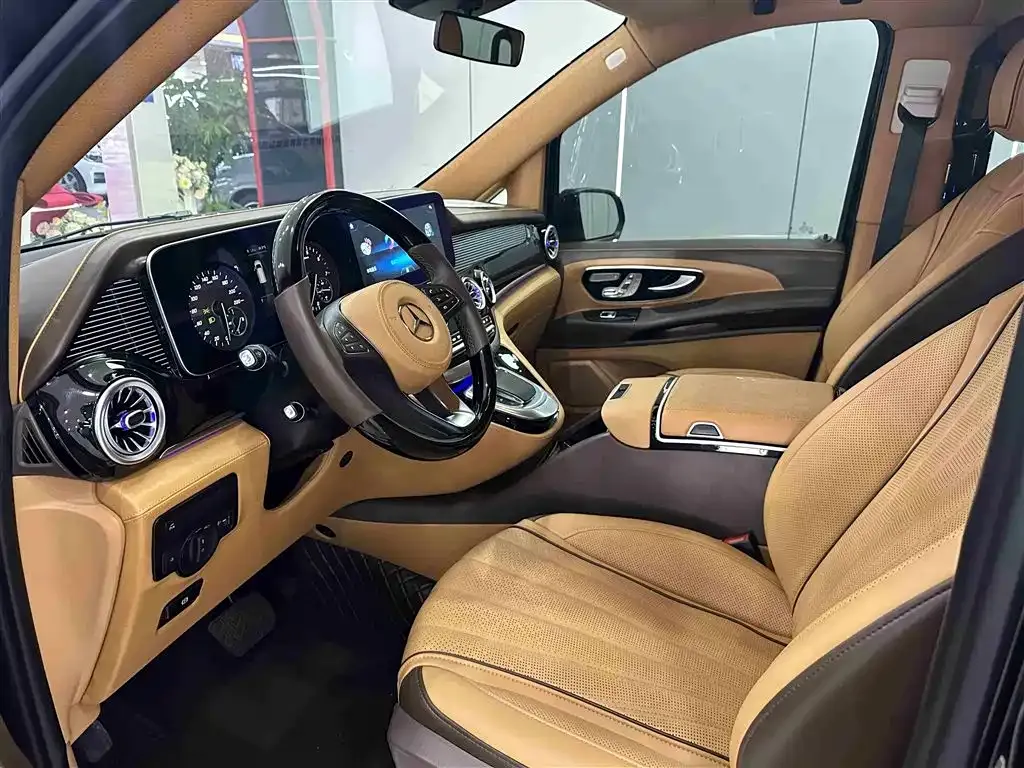 Mercedes-Benz Vito 2023 из CN, фото 10