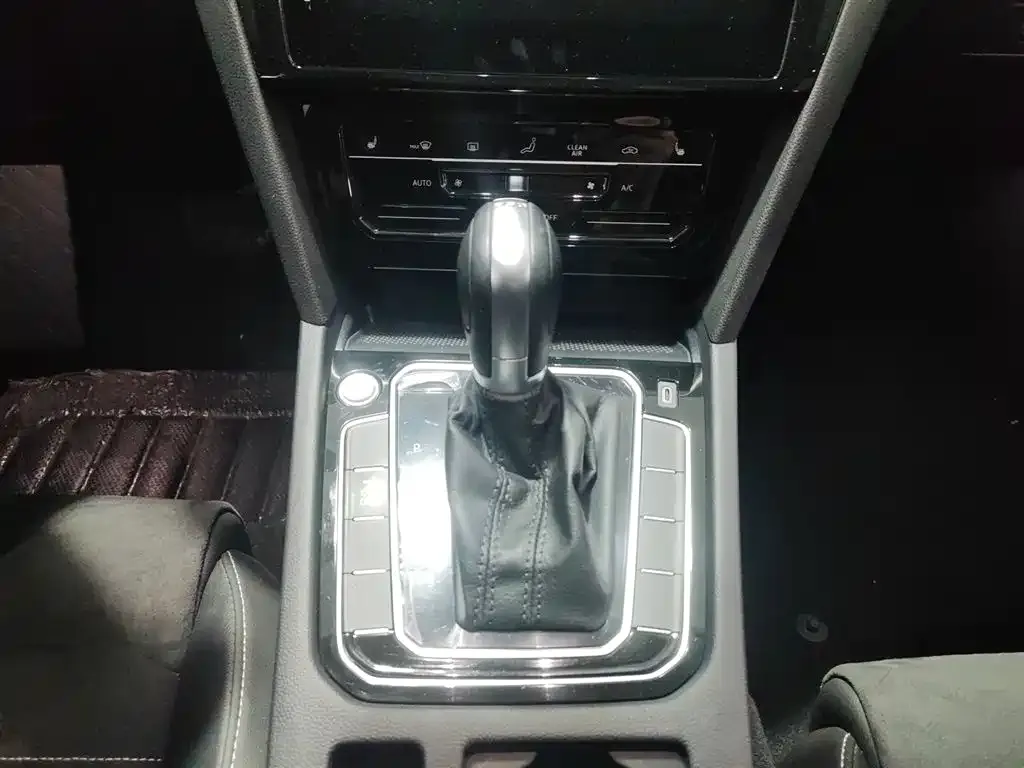 Volkswagen Magotan 2021 из CN, фото 6