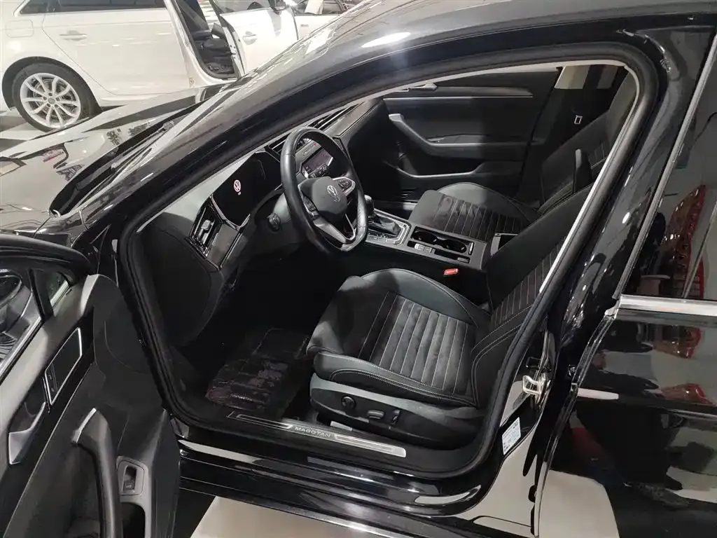 Volkswagen Magotan 2021 из CN, фото 7