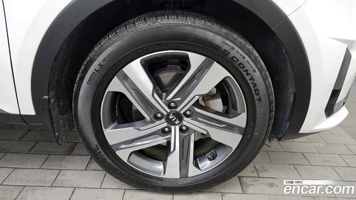 Kia Sorento — фото 5