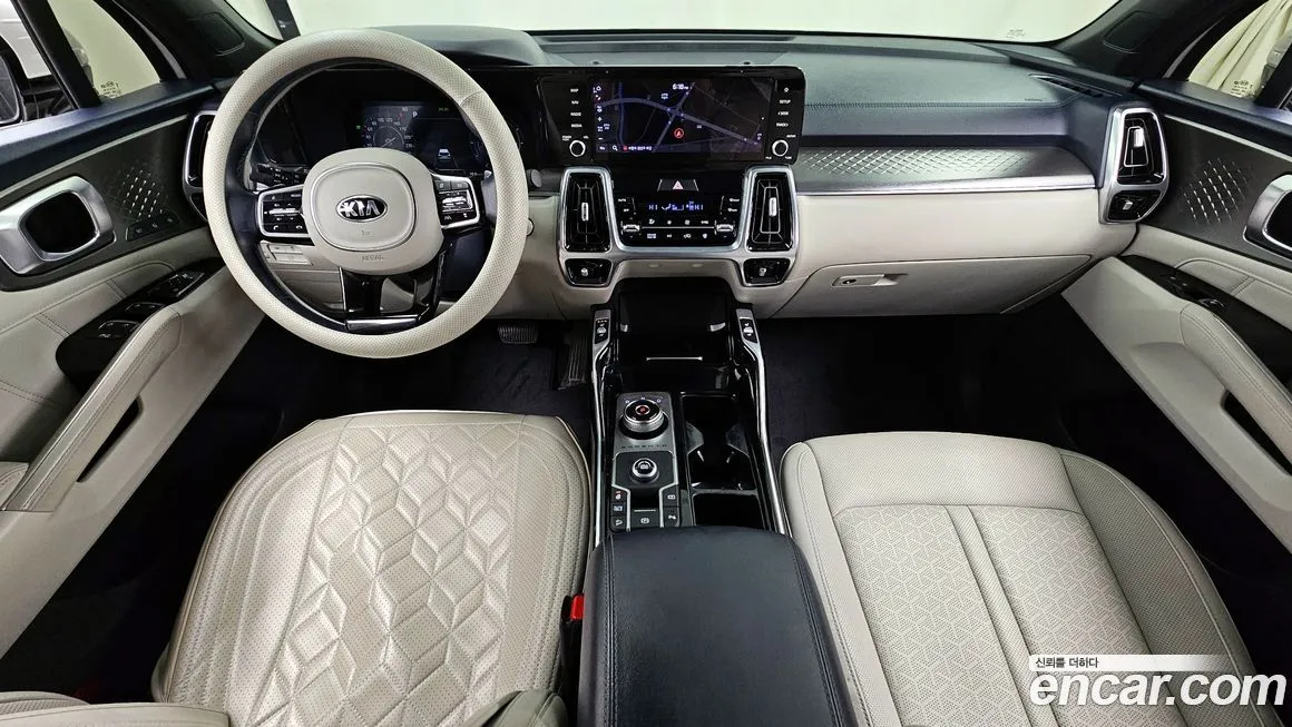 Kia Sorento — фото 7