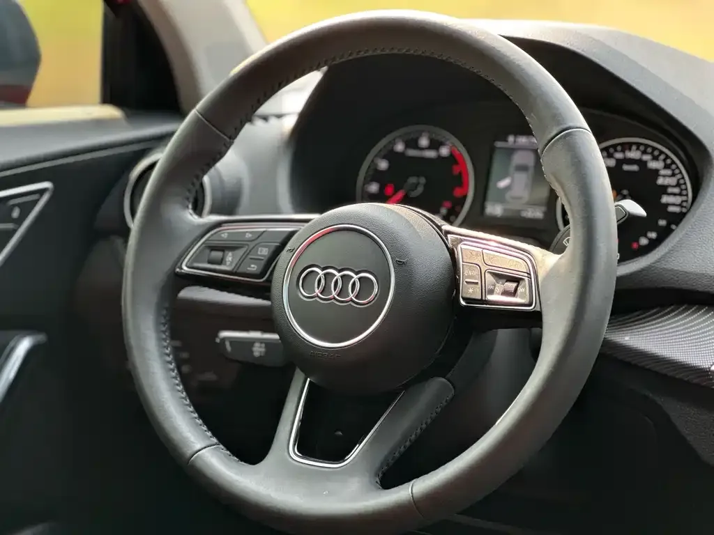 Audi Q2L 2022 из CN, фото 8