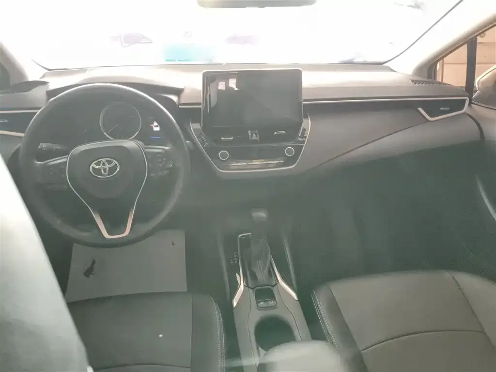 Toyota Corolla 2023 из CN, фото 10