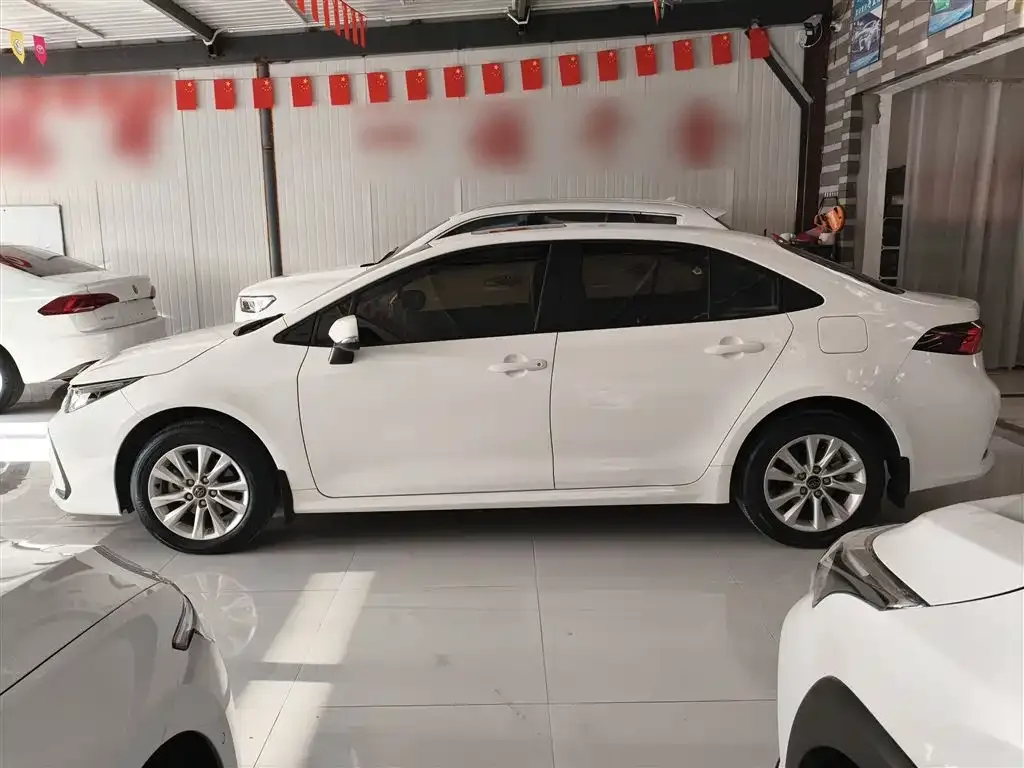 Toyota Corolla 2023 из CN, фото 5