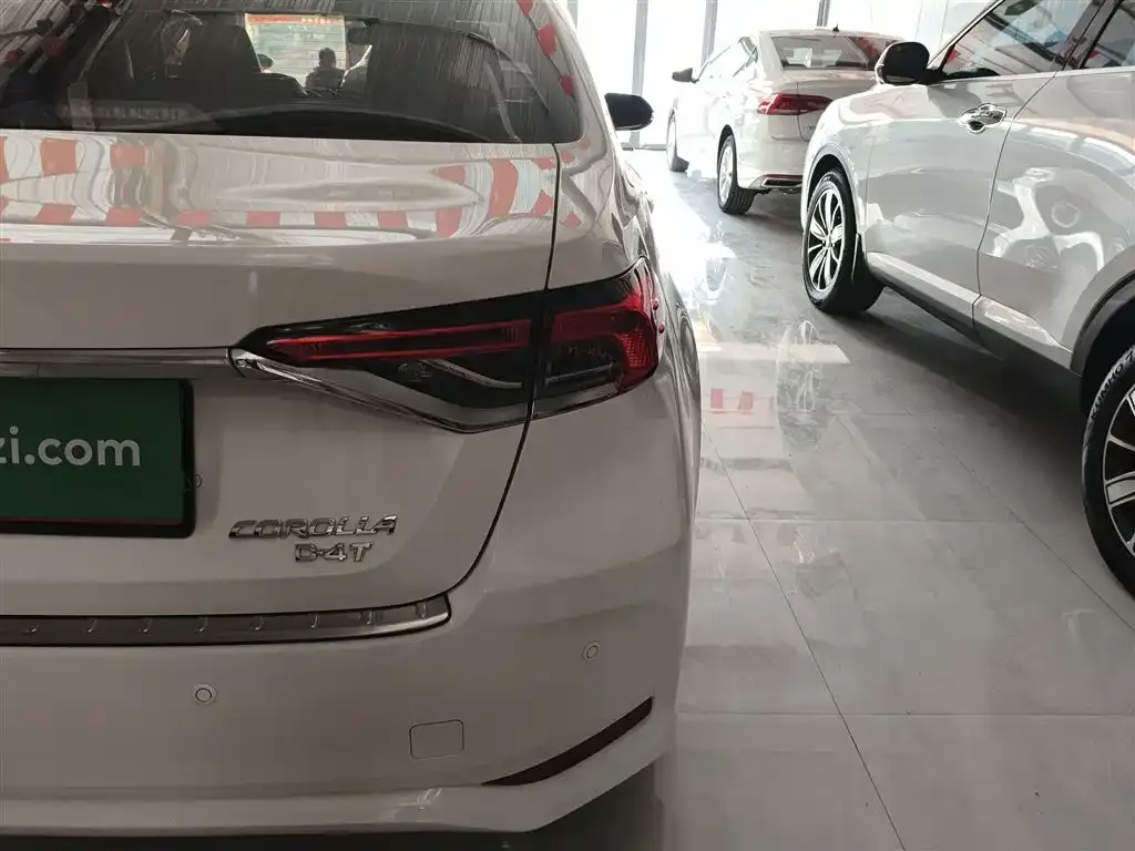 Toyota Corolla 2023 из CN, фото 8
