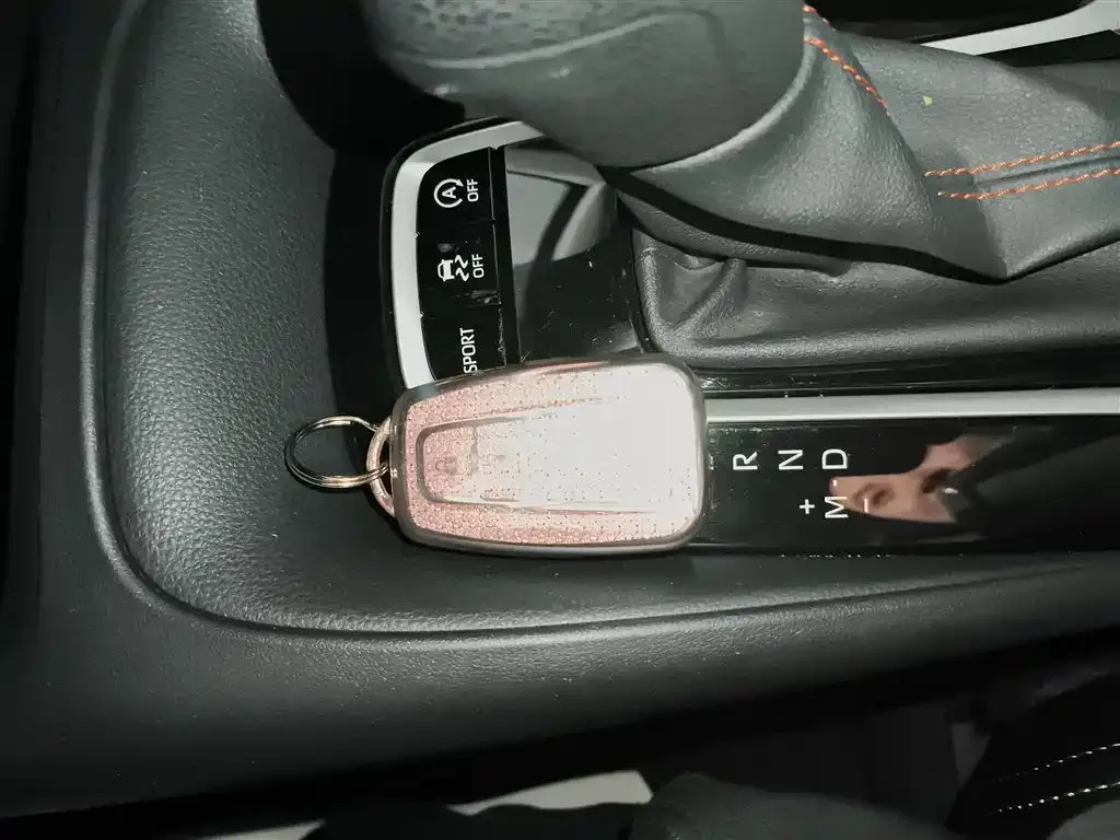 Toyota Corolla 2023 из CN, фото 9