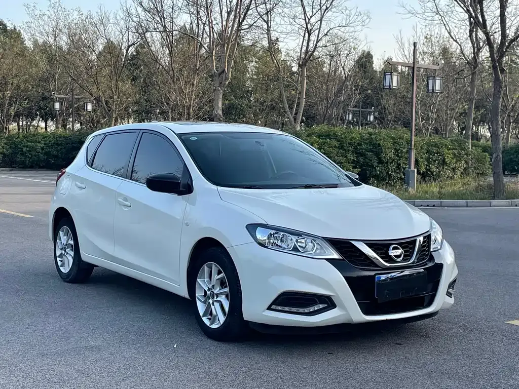 Nissan Tiida 2022 из CN, фото 5
