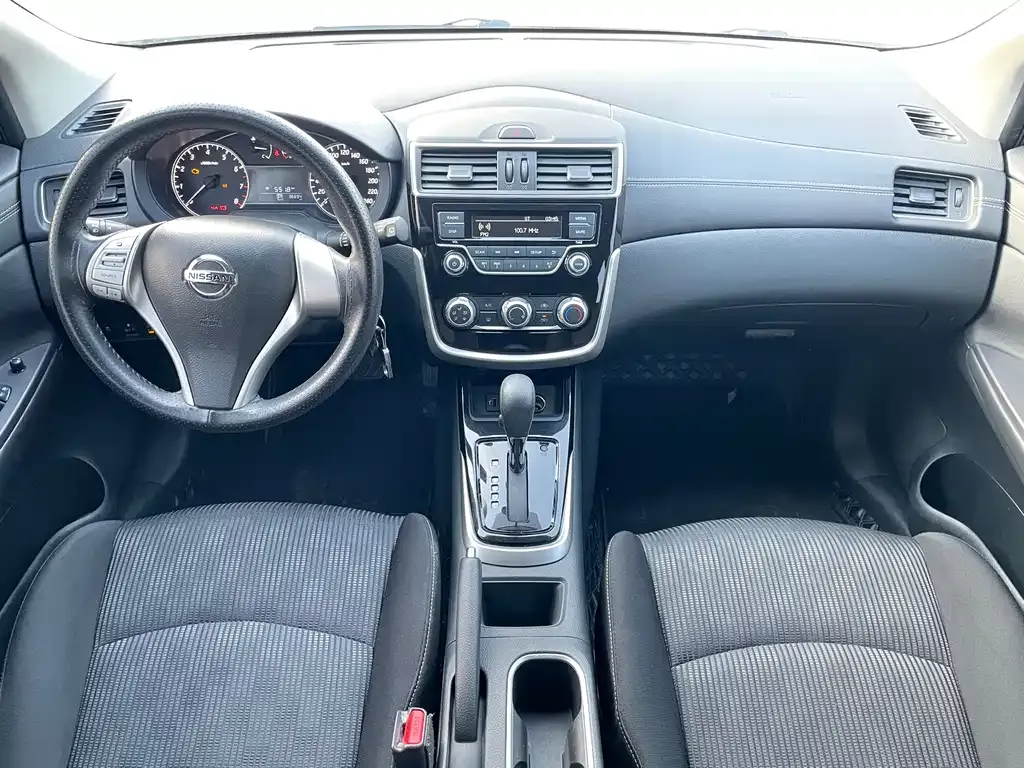 Nissan Tiida 2022 из CN, фото 6
