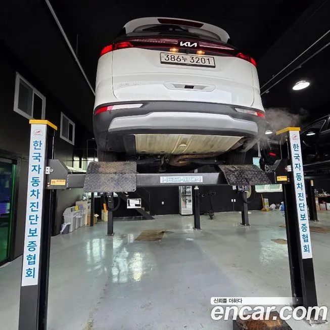 Kia Carnival 2023 из KR, фото 2