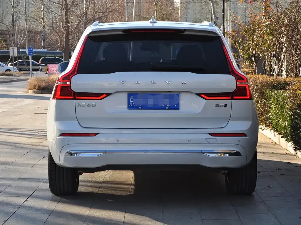 Volvo XC60 2023 из CN, фото 4