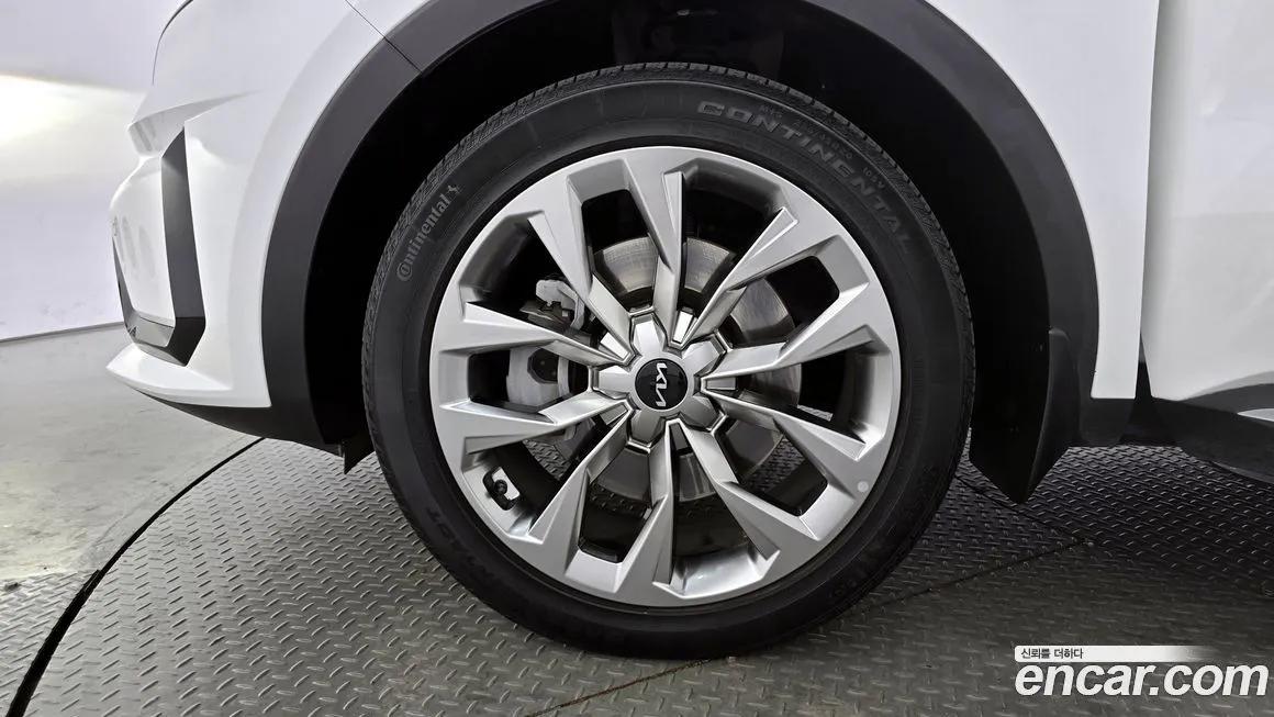 Kia Sorento — фото 5